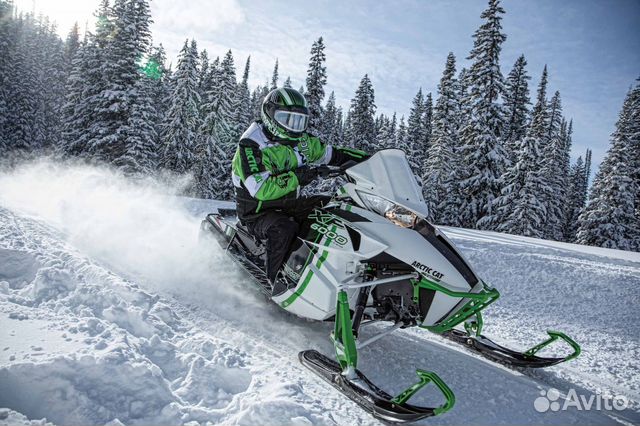 Спортивные снегоходы Arctic Cat