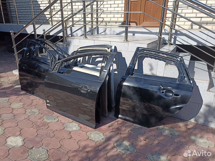Дверь Форд фокус 3 седан