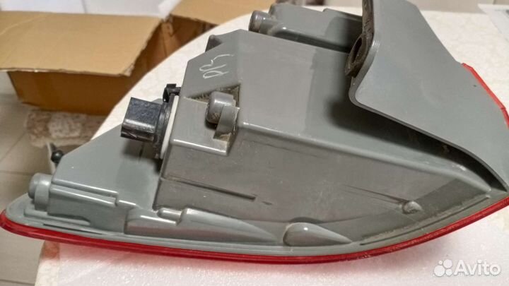 Задний фонарь, накладка гранд чероки