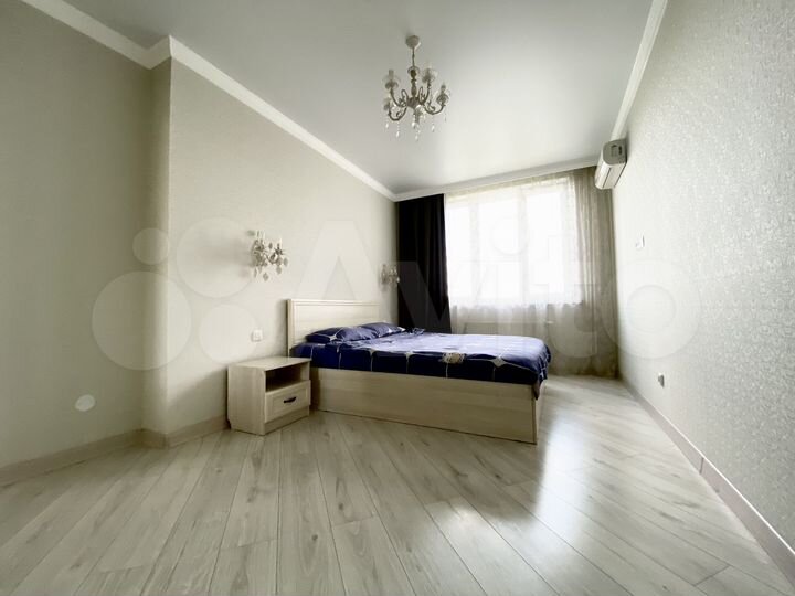 2-к. квартира, 65 м², 8/24 эт.