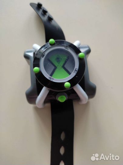 Фигурка Бен Тен, Алмаз и часы