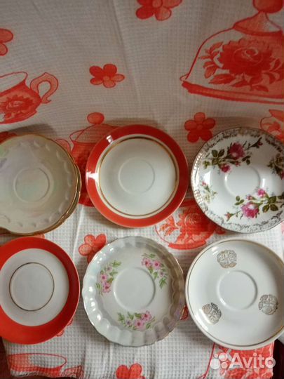 Блюдца. Фарфор