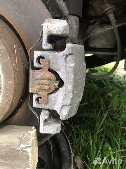 Суппорт задний бмв E60