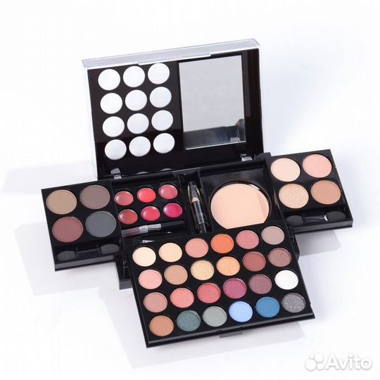 Набор профессиональной косметики'Miss Young' 17