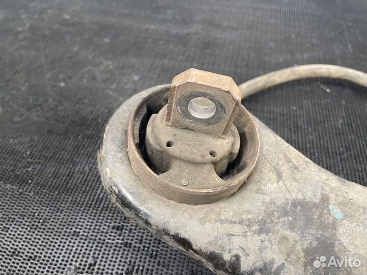 Рычаг подвески задний левый Mitsubishi Outlander