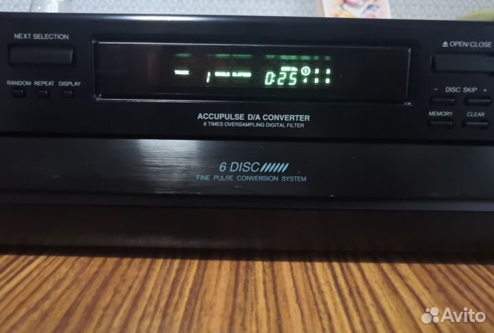 Onkyo DX C330 CD чейнджер