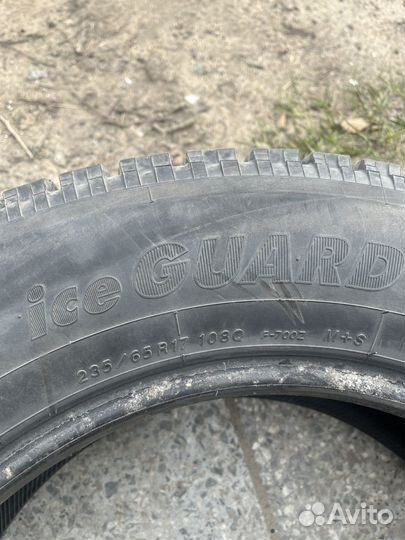 Yokohama Ice Guard F700Z 235/65 R17