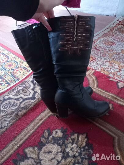 Зимние женские сапоги 38