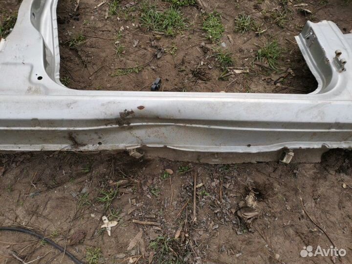 Порог кузова правый Daewoo Nexia седан Н100 F16D3