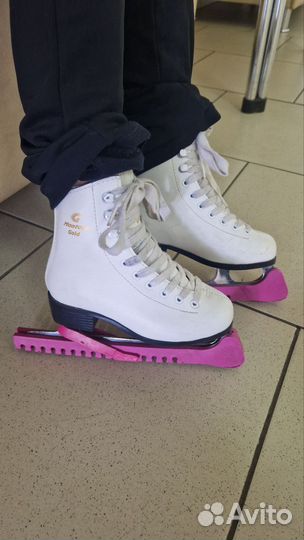 Коньки фигурные граф Монтана голд