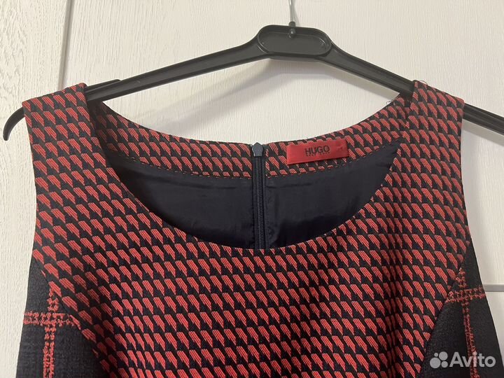 Hugo Boss платье