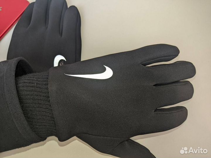 Перчатки Nike рефлектив