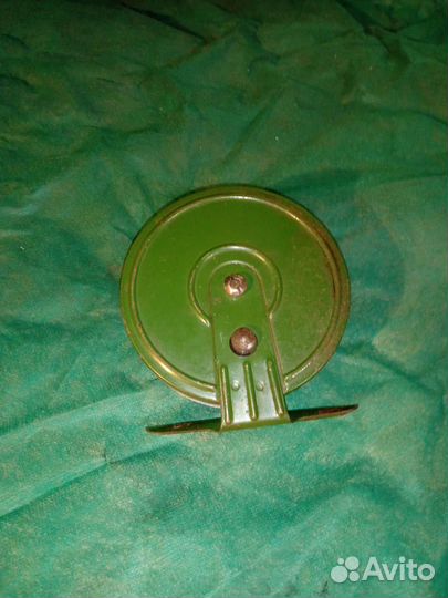 Катушка для спиннинга инерционная СССР