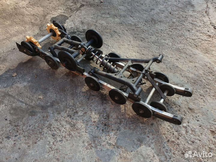 Тележка снегохода рысь, новая