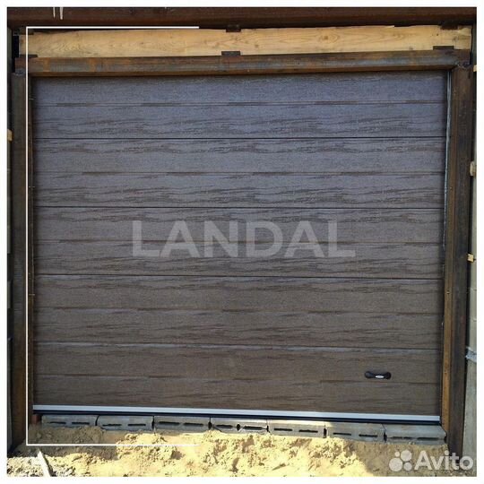 Гаражные секционные ворота