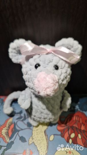 Вязаная игрушка Мышка
