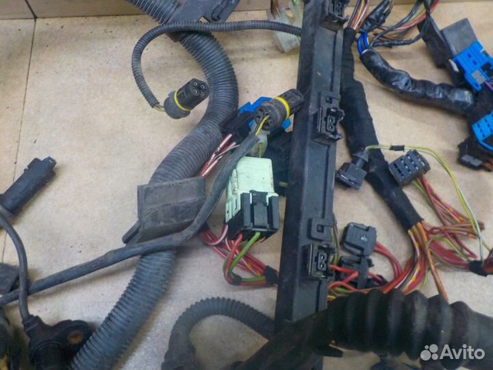 Проводка (коса) моторная BMW e39
