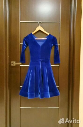 Рейтинговое платье (новое) на рост 152см