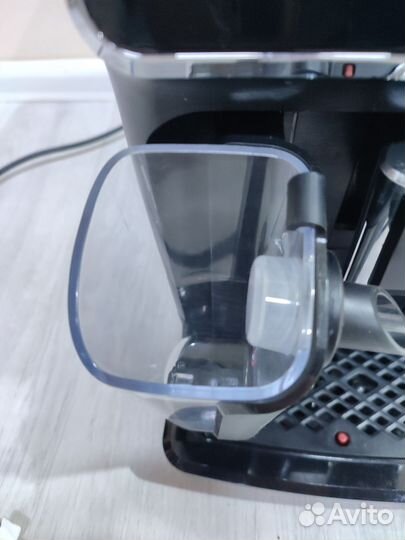 Кофемашина Philips EP2030/10 Series 2200 LatteGo