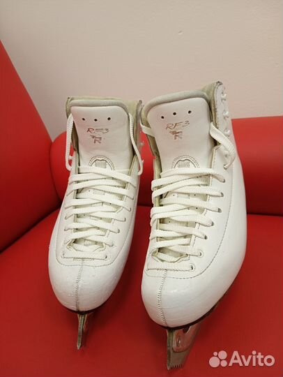 Фигурные коньки risport RF3 pro 245