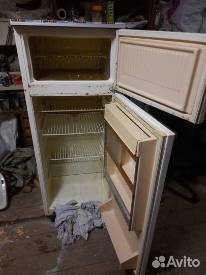 Холодильник бу маленький