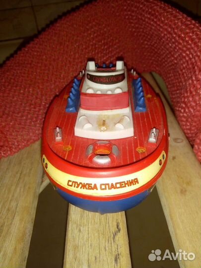 Катер с мотором