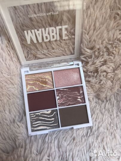 Тени для век