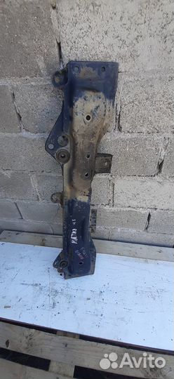 Балка передняя поперечная Daewoo Matiz