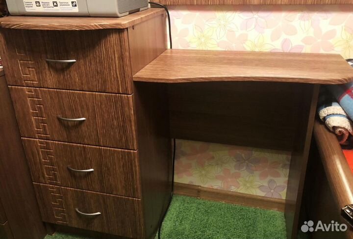 Туалетный столик