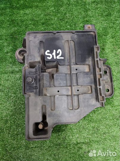 Площадка под акб KIA Sportage 3 (SL) 2012