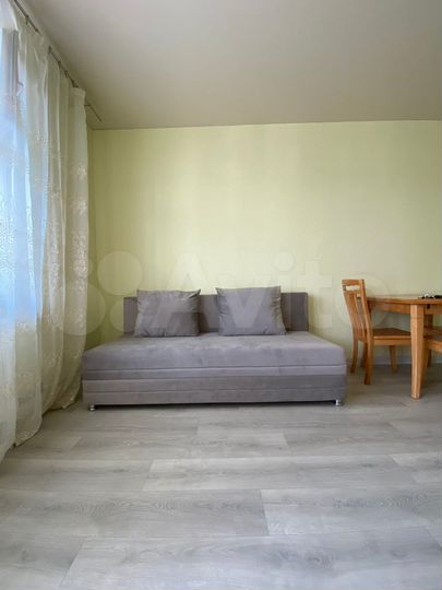 2-к. квартира, 65 м², 9/12 эт.