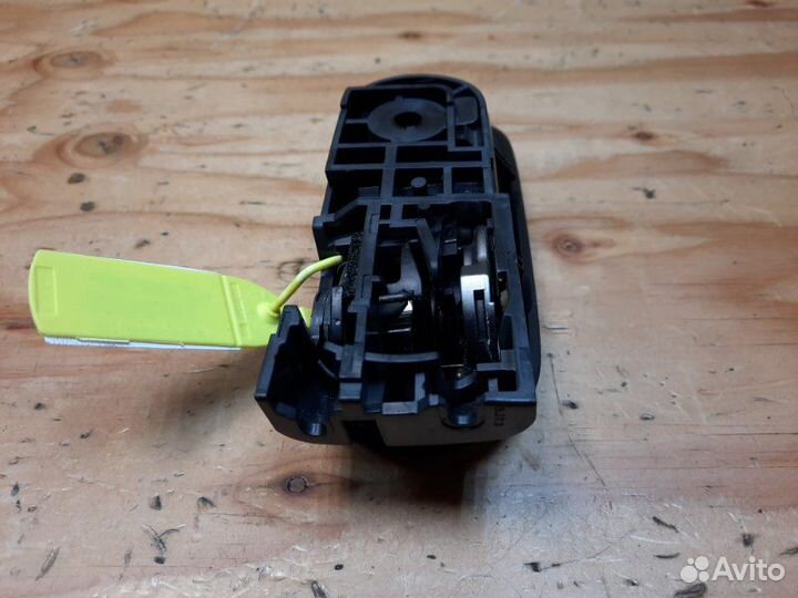 Ручка двери внутренняя передняя правая Mazda