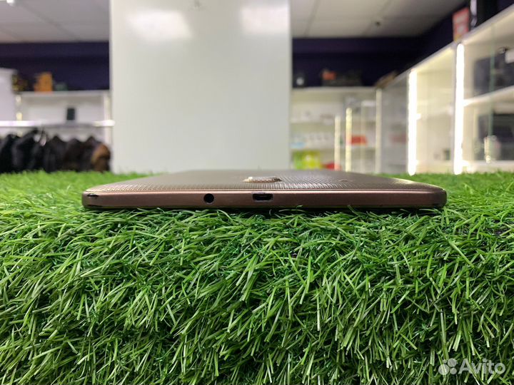 Планшет Samsung Galaxy Tab E 9.6 SM-T561N (2015)