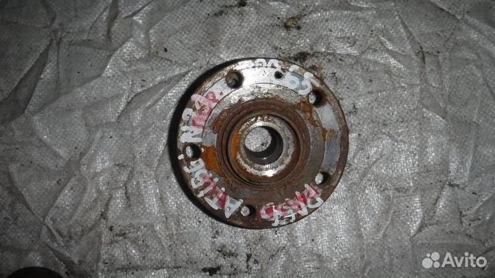 Ступица передняя Volkswagen Passat (B6) 2005-2010