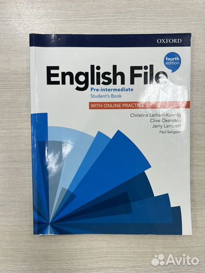 English file Pre-intermediate 4 edition