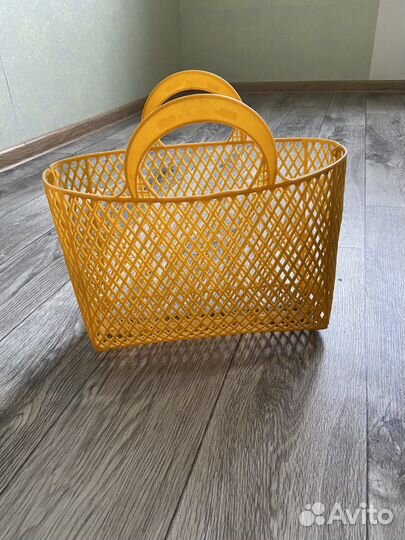 Корзинка пластиковая