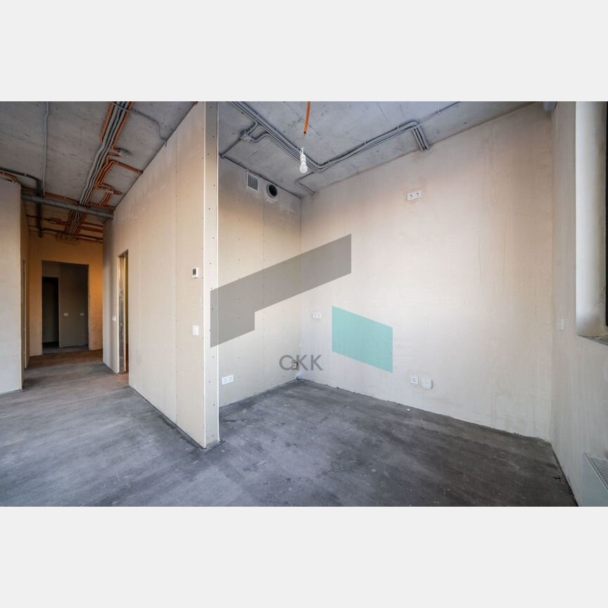 2-к. квартира, 90 м², 8/9 эт.