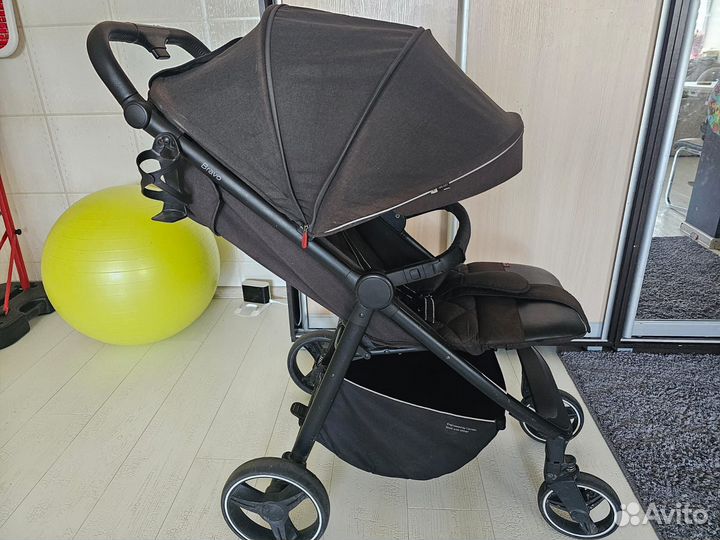 Коляска прогулочная демисезонная Carrello Bravo
