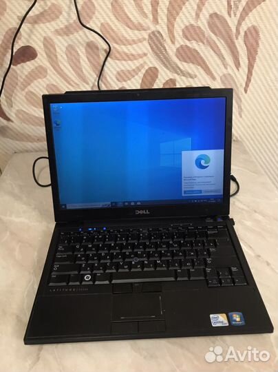 Ноутбук Dell Latitude e4300
