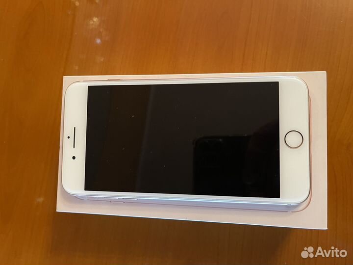 iPhone 8 Plus, 64 ГБ