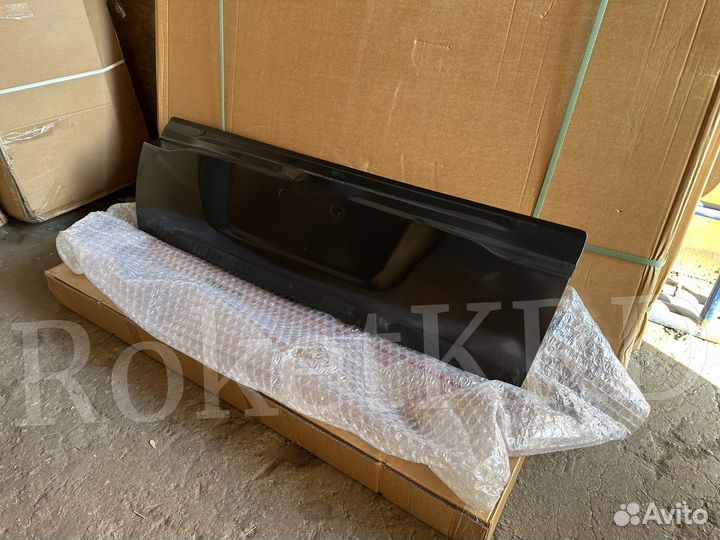 Крышка багажника Toyota Land Cruiser 200 2007+