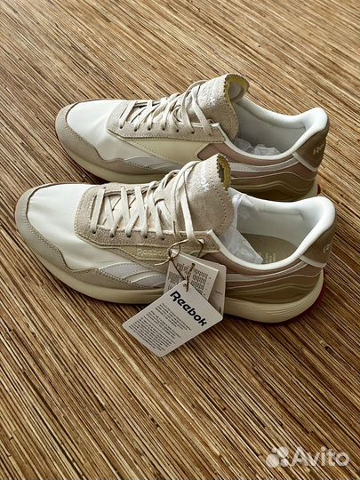 Кроссовки Reebok CL Legacy AZ