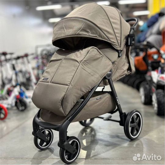 Коляска детская Luxmom