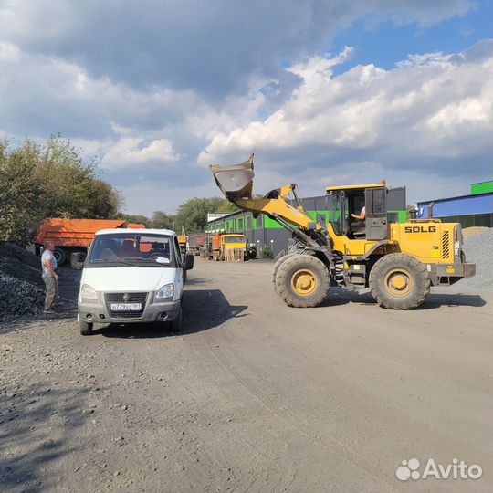 Песок в мешках