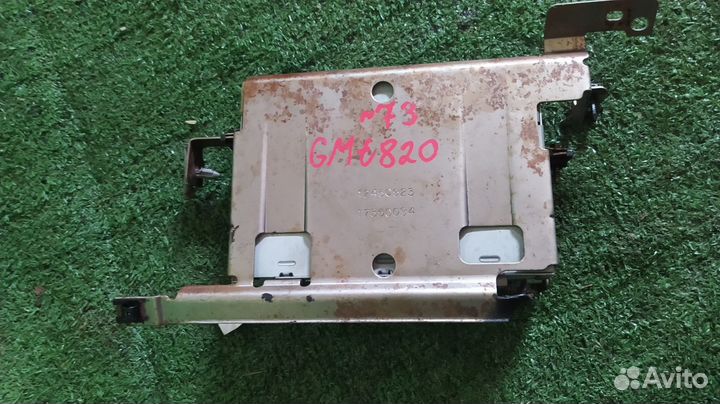 Электронный блок Cadillac Escalade кроссовер MFI