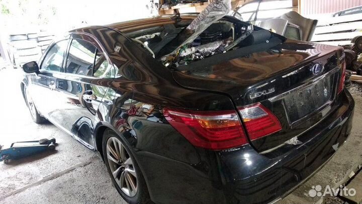 Помпа инвертора Lexus Ls600H UVF45 2UR-FSE 2012