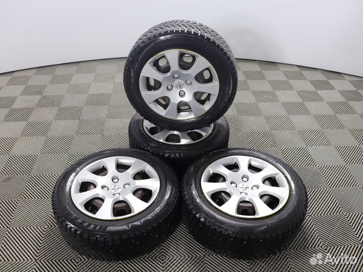 Bridgestone blizzak spike 01 205/60 R16