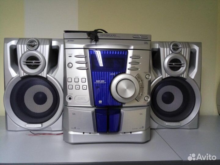 Музыкальный центр