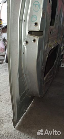 Дверь передняя левая Toyota Funcargo NCP20/25