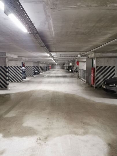 Машиноместо, 19 м²